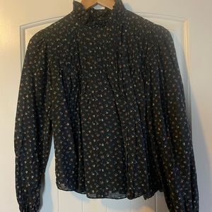 Doen mock neck button up blouse black floral size small